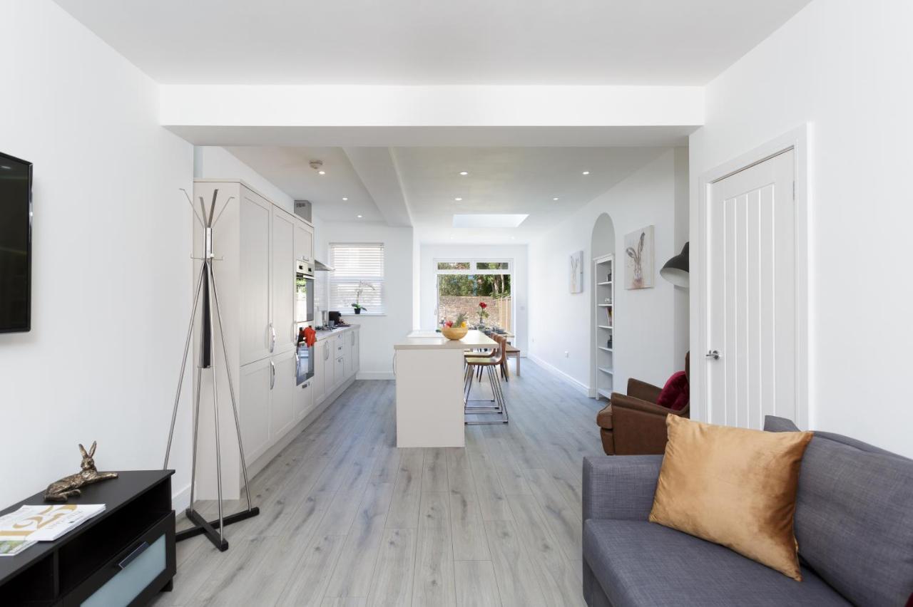 Harold House - Modern Open Plan 4 Bedroom, 3 Bathroom House In Central Southsea, Portsmouth Exterior foto